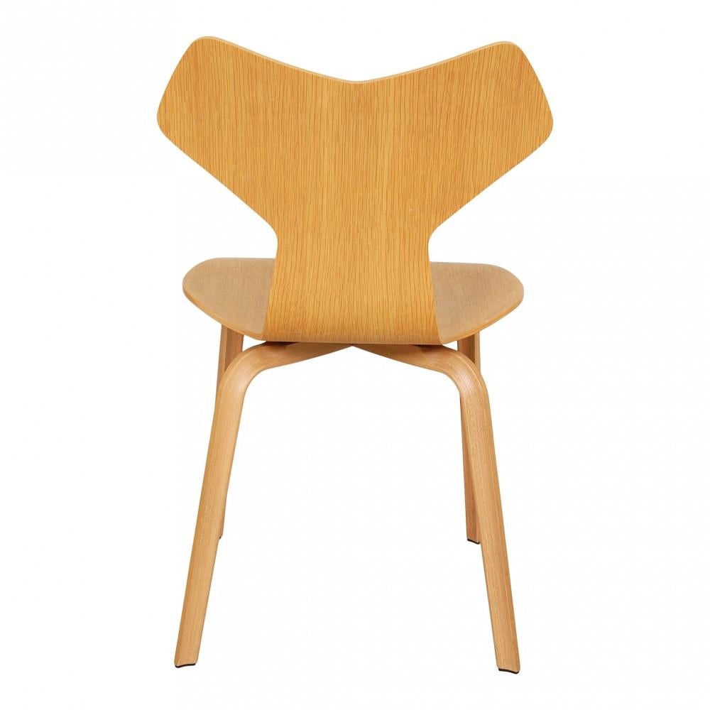 Arne Jacobsen Grand Prix of Oak and with Wooden Legs Arne Jacobsen Grand Prix o 1