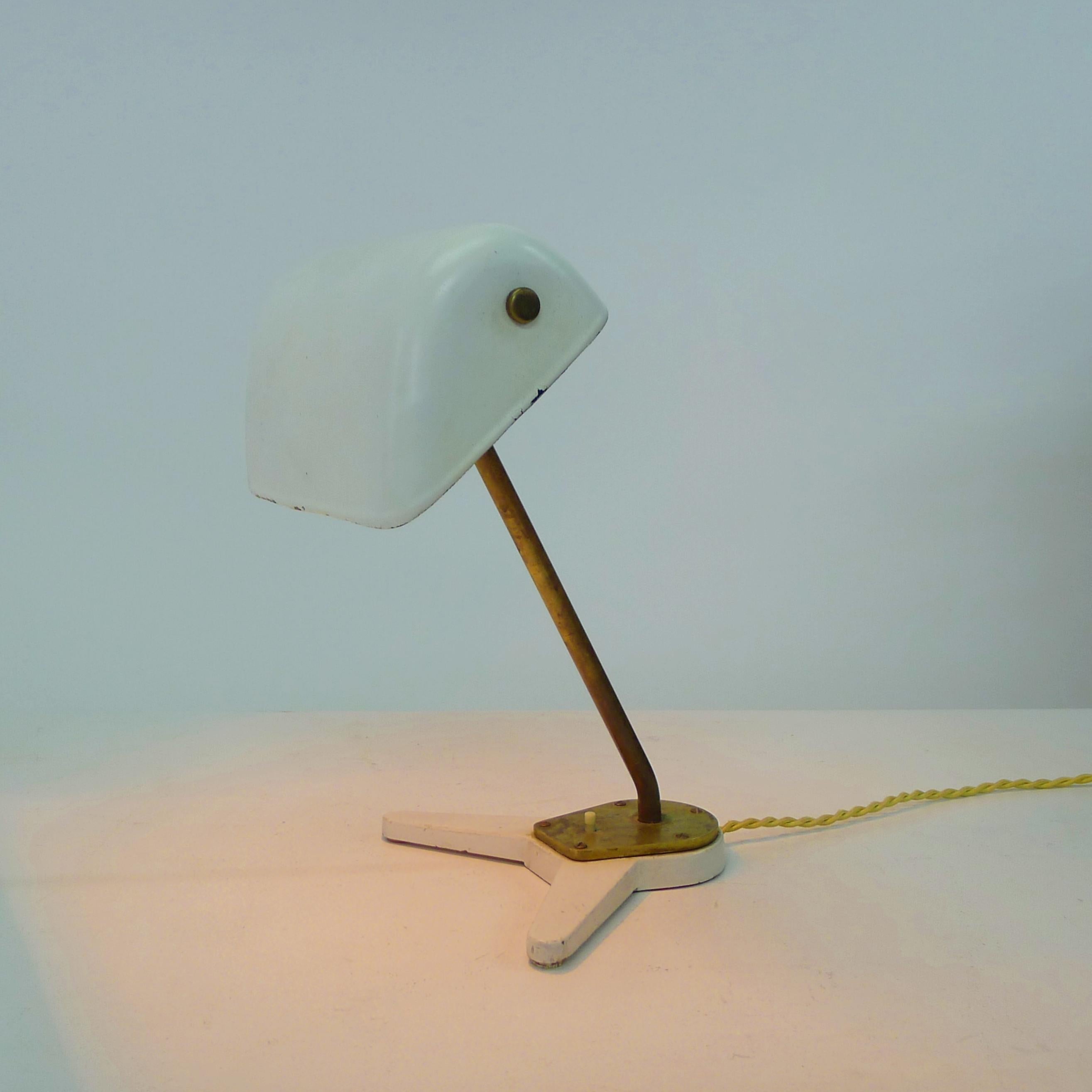 Arne Jacobsen/Hans Wegner, Aarhus City Hall Desk Lamp, c.1938, Louis Poulsen For Sale 1
