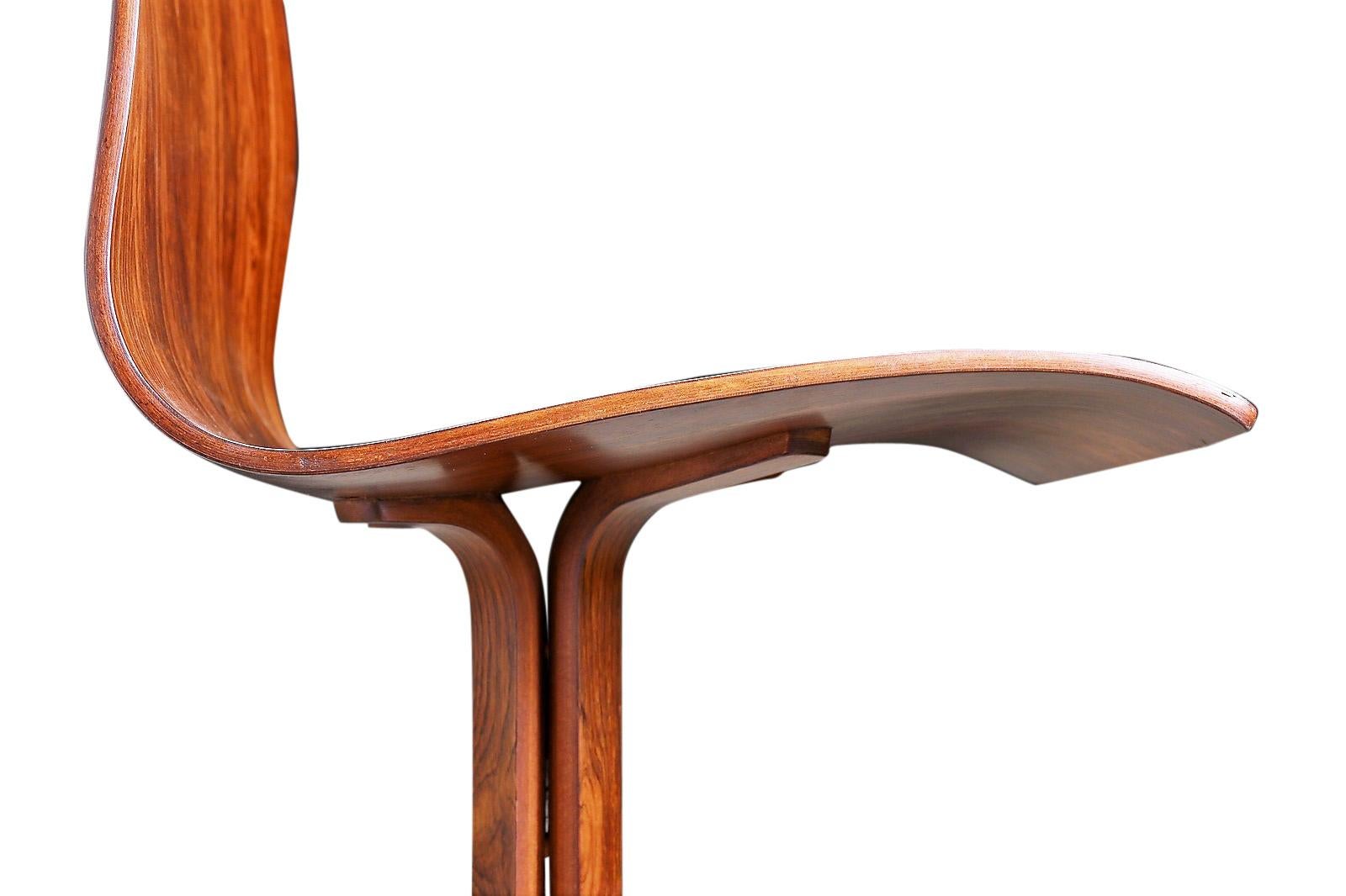 Arne Jacobsen High-Backed ‘Oxford’ Chair in Rosewood, 1965 5