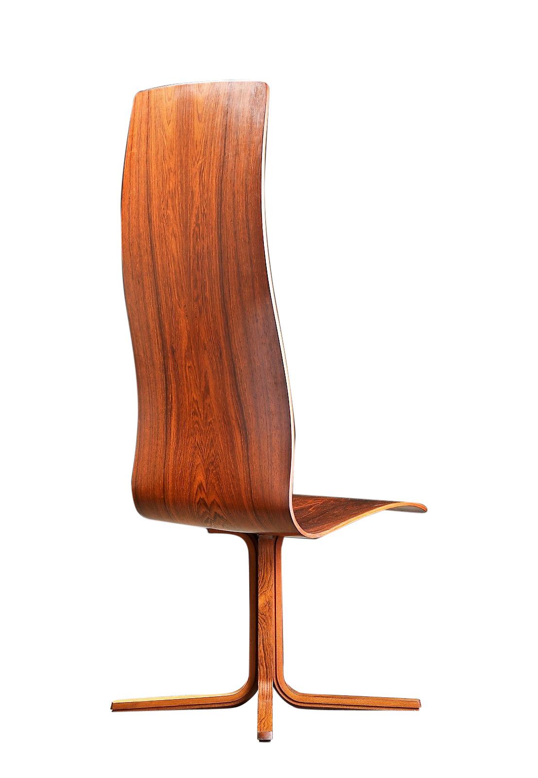 Arne Jacobsen High-Backed ‘Oxford’ Chair in Rosewood, 1965 In Excellent Condition In Copenhagen, DK