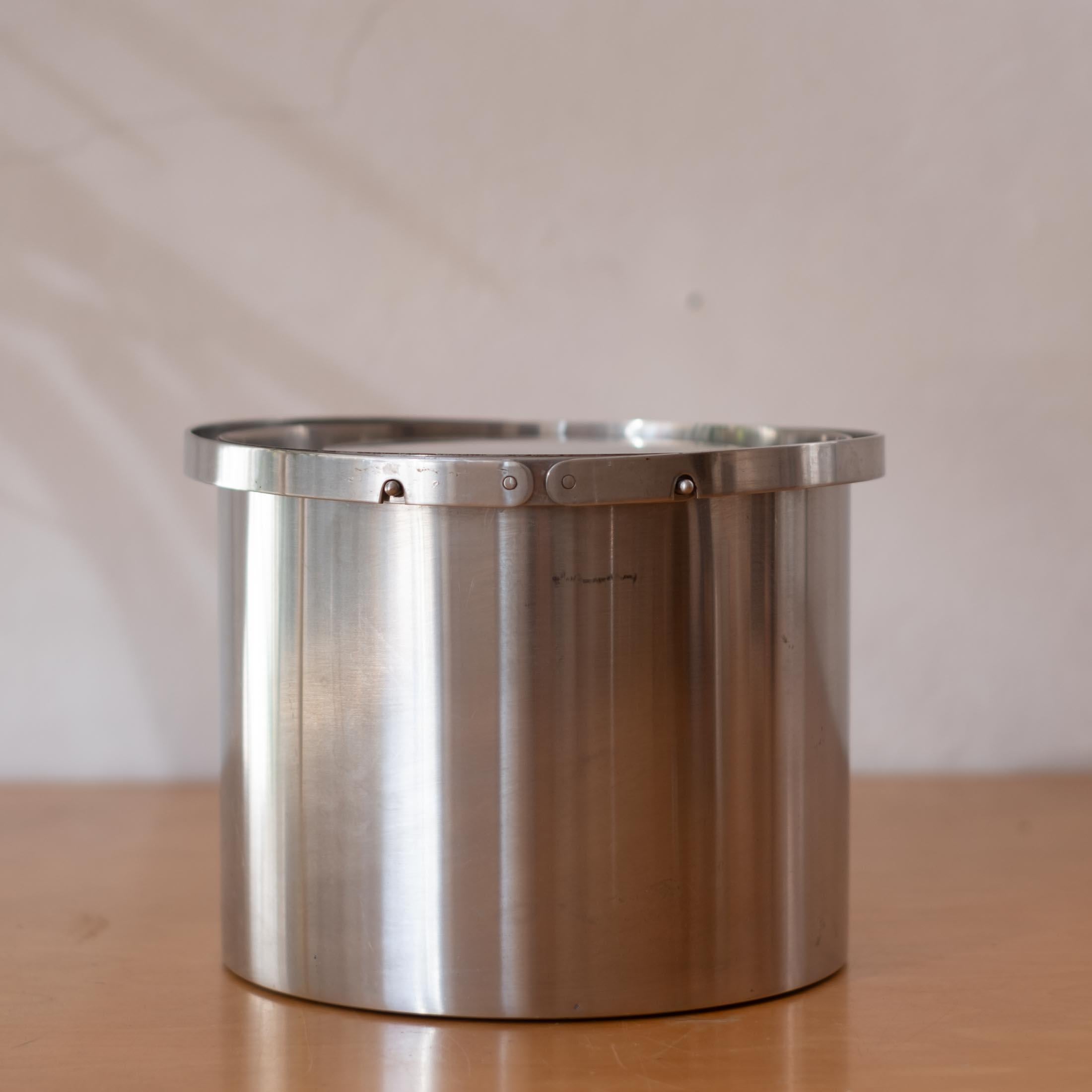 Arne Jacobsen Cubitera Pinzas Stelton Juego de bar moderno danés en venta 3