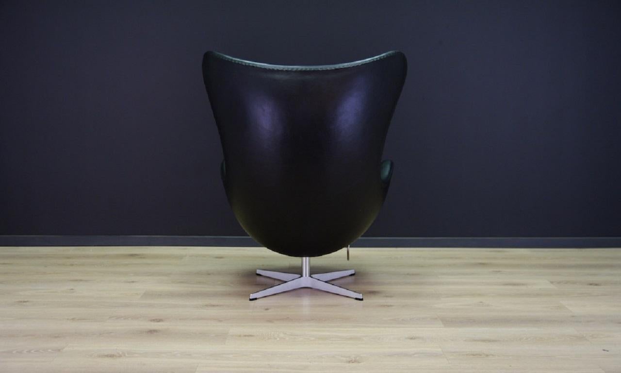 Arne Jacobsen Leather Armchair For Sale 6
