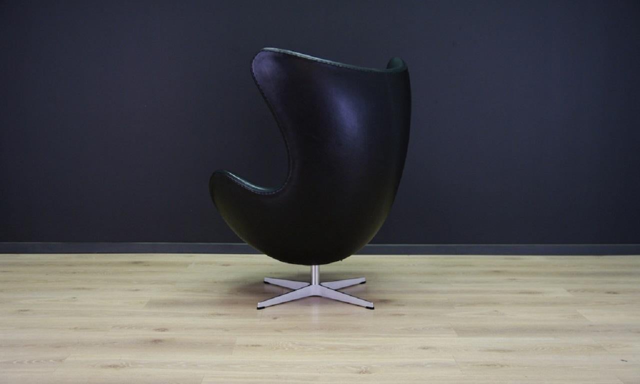Arne Jacobsen Leather Armchair For Sale 9