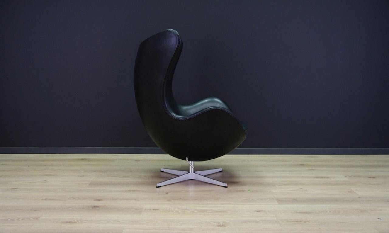 Late 20th Century Arne Jacobsen Leather Armchair For Sale