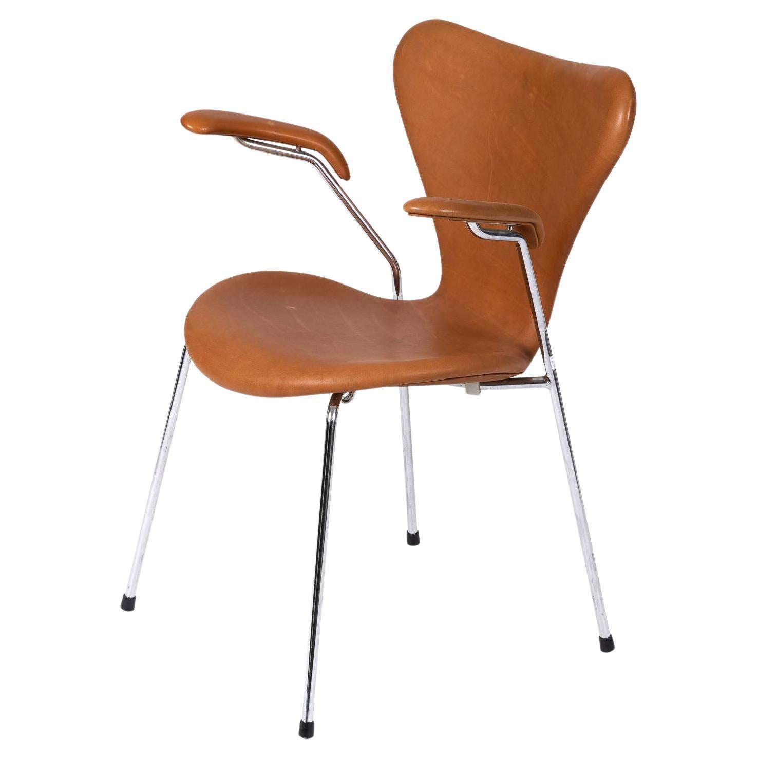 Arne Jacobsen leather armchair For Sale