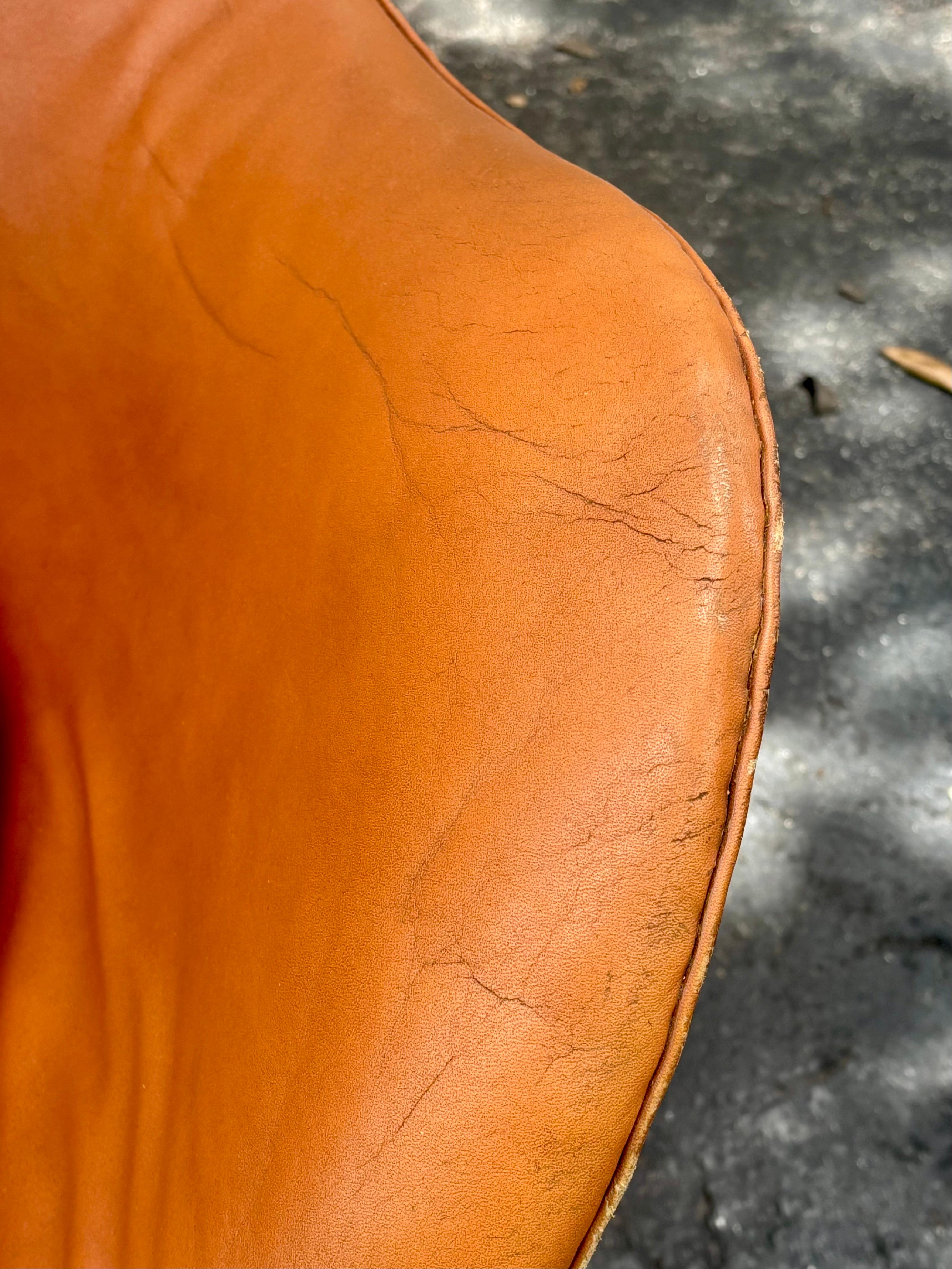 Arne Jacobsen Leder Egg Chair für Fritz Hansen im Zustand „Relativ gut“ im Angebot in Boynton Beach, FL