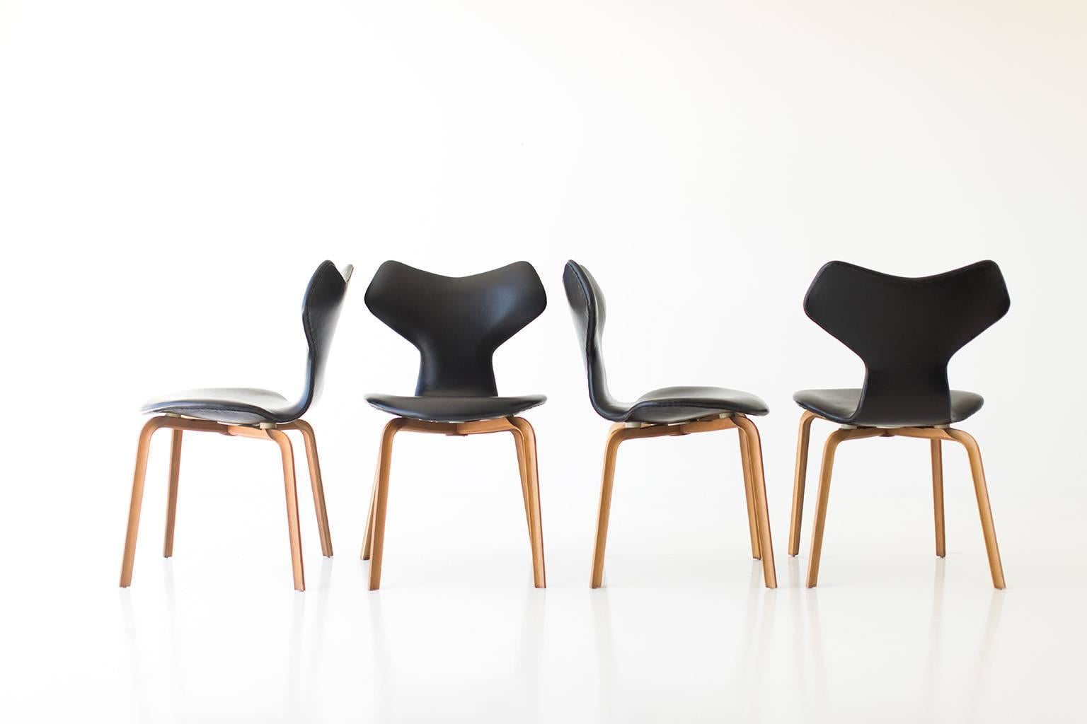 Set of 8 Arne Jacobsen Leather Grand Prix Dining Chairs for Fritz Hansen 2