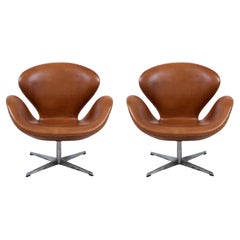 Arne Jacobsen Leather "Swan" Chairs for Fritz Hansen