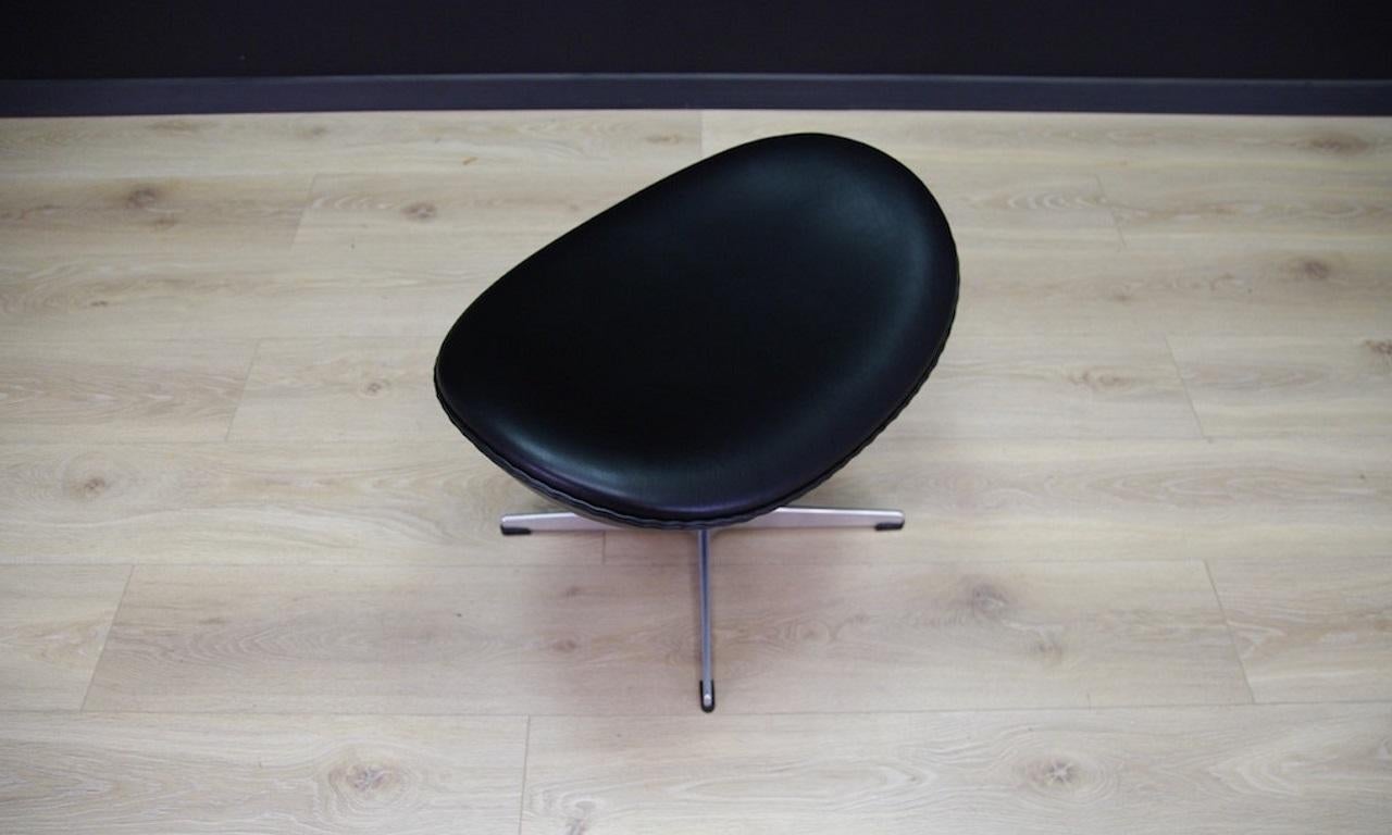 Scandinavian Arne Jacobsen Lesther Footrest For Sale