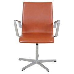 Arne Jacobsen Low oxford chair from 2007 in cognac leather