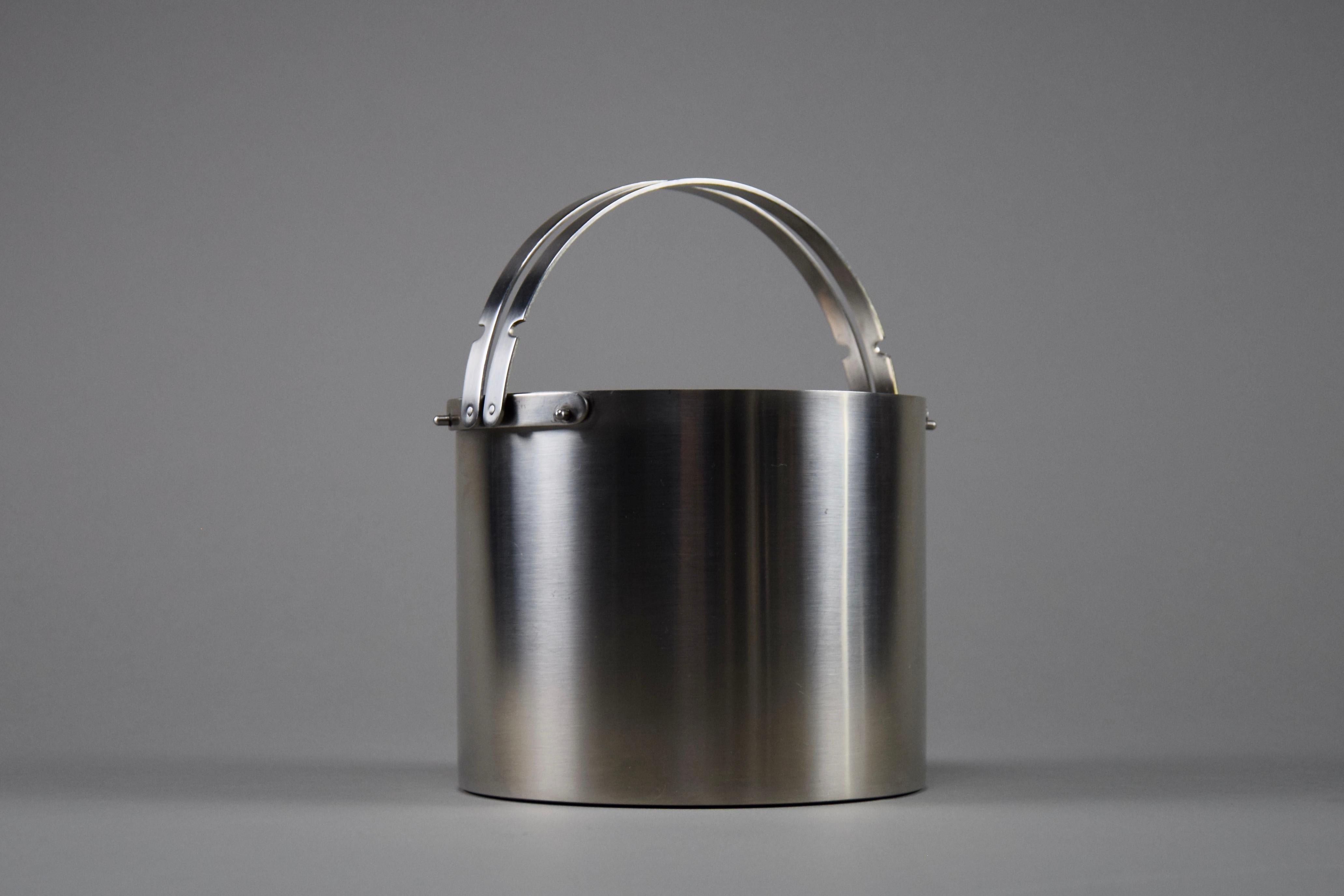 Arne Jacobsen Mid-Century Modern Ice Bucket For Sale 2