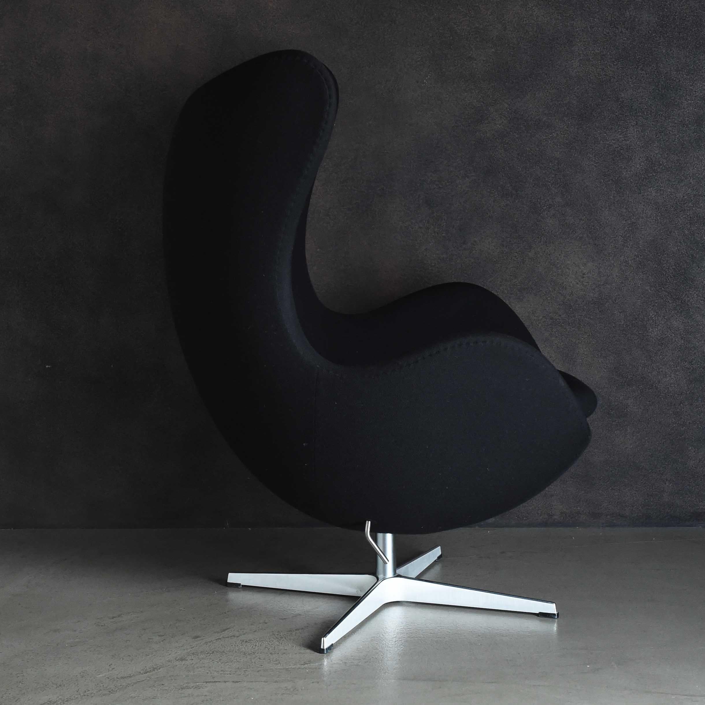 Scandinavian Modern Arne Jacobsen, Midcentury Modern 