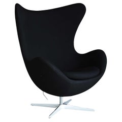 Retro Arne Jacobsen, Midcentury Modern "Egg" Lounge Chair 3316