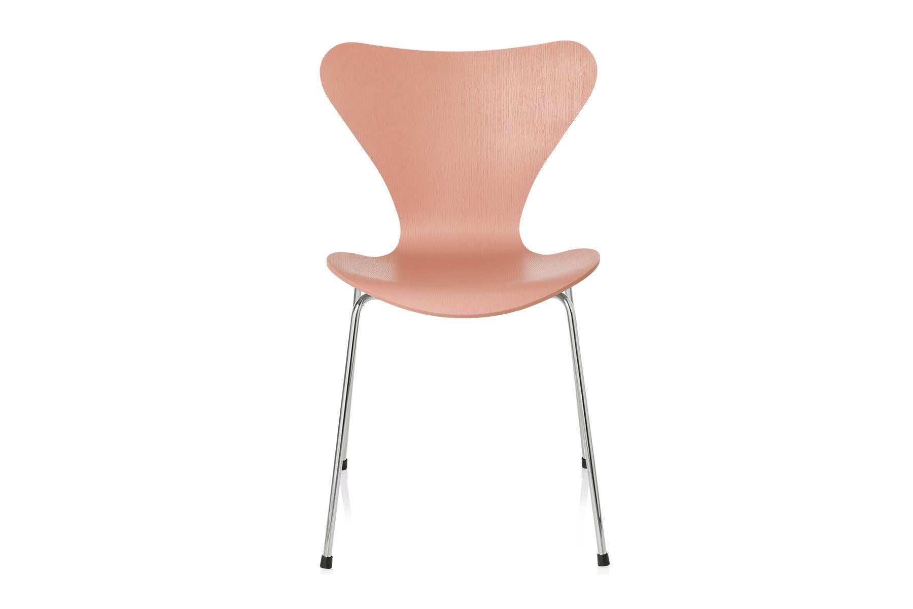 Cendrier coloré Arne Jacobsen Modèle 3107 Series 7 Neuf - En vente à Berkeley, CA