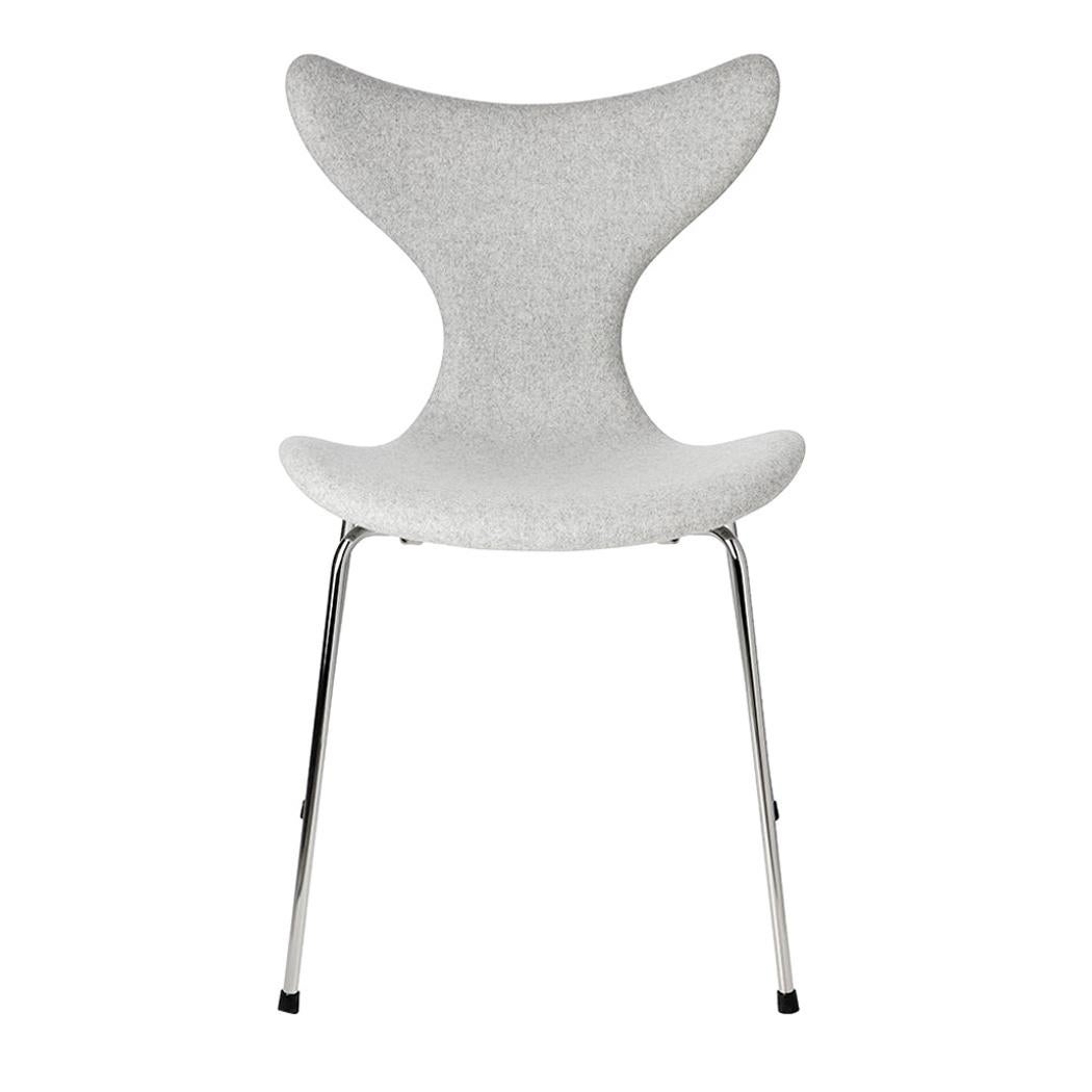 Arne Jacobsen Model 3108 Lily For Sale