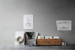 Arne Jacobsen Model 3117 Coloured Ash