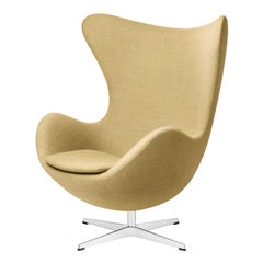 Fauteuil œuf en tissu Arne Jacobsen Modèle 3127