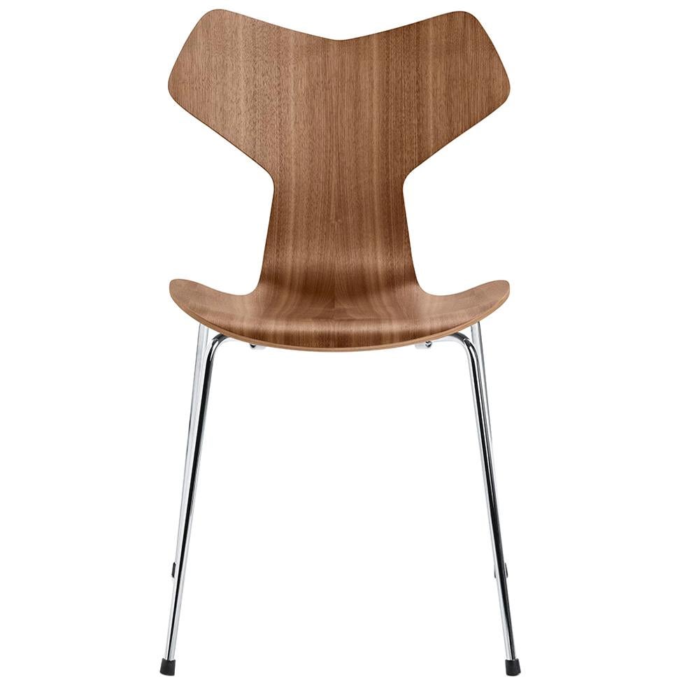 Arne Jacobsen Modello 3130 Grand Prix Lacca Trasparente