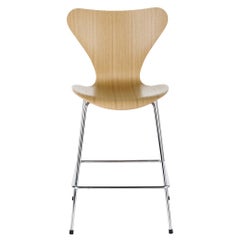 Arne Jacobsen Modell 3187 Barhocker Klarlack