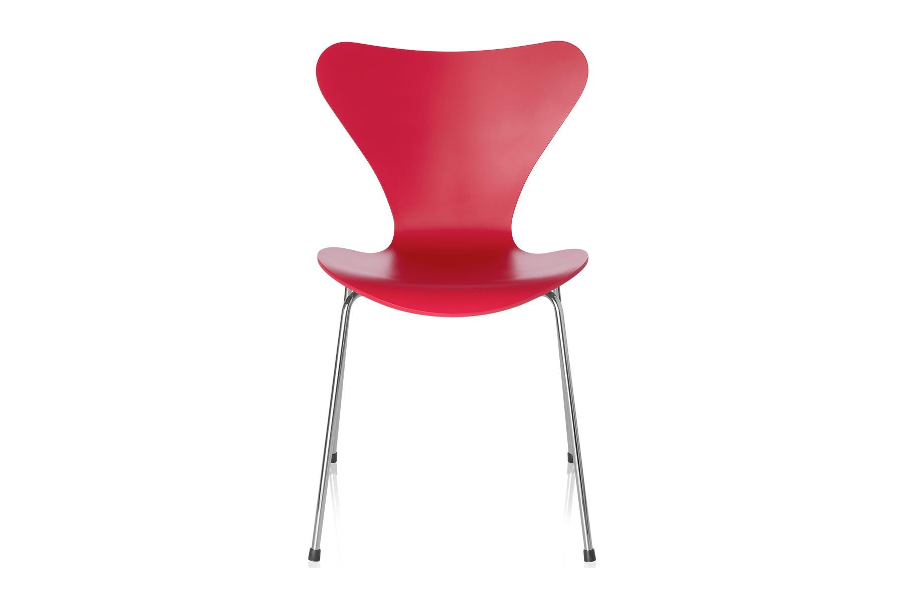 American Arne Jacobsen Model 3201 Fully Lacquered For Sale