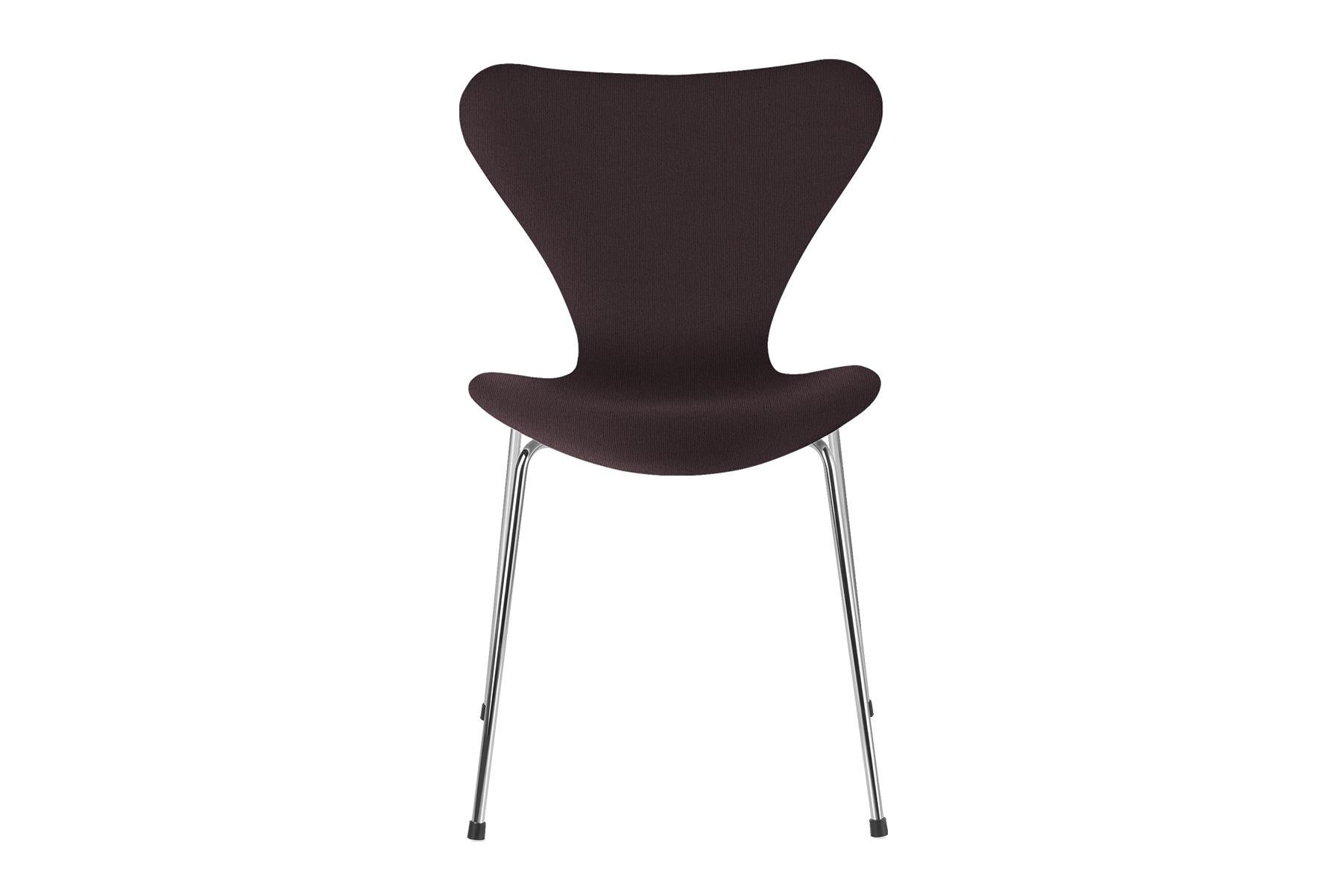 Mid-Century Modern Arne Jacobsen Model 3201 Fully Upholstered For Sale