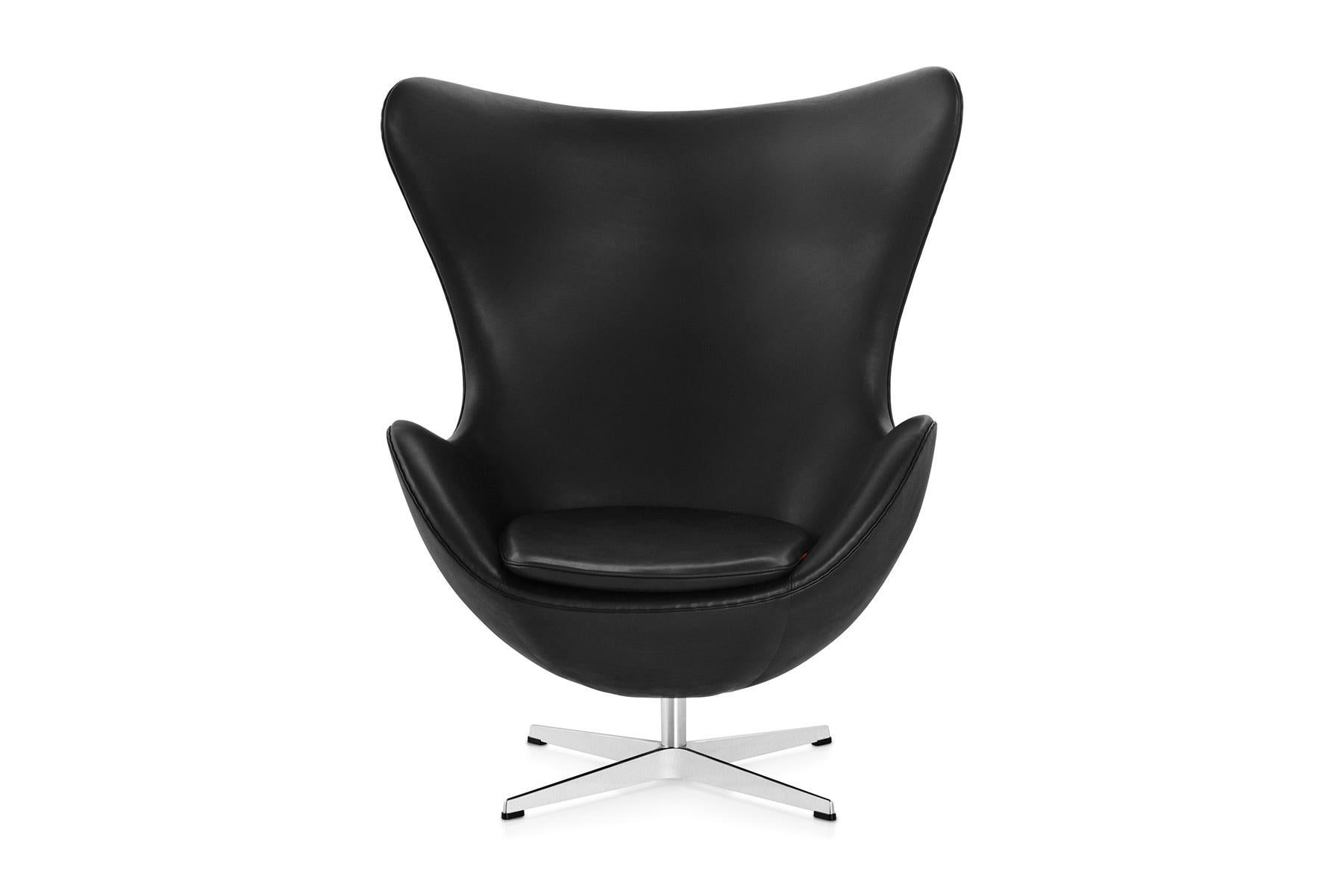 American Arne Jacobsen Model 3316 Egg Easy Chair Leather For Sale