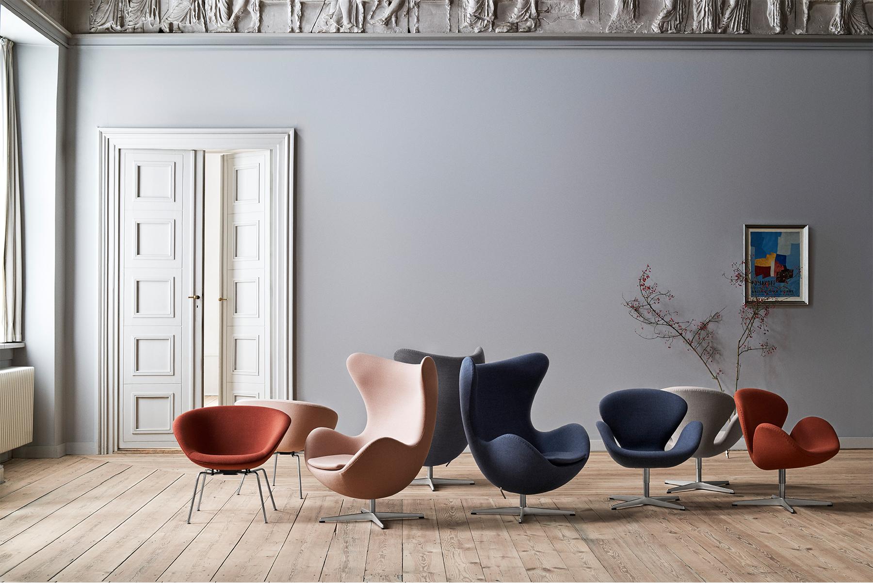 Fauteuil en tissu Pot d'Arne Jacobsen modèle 3318 en vente 2