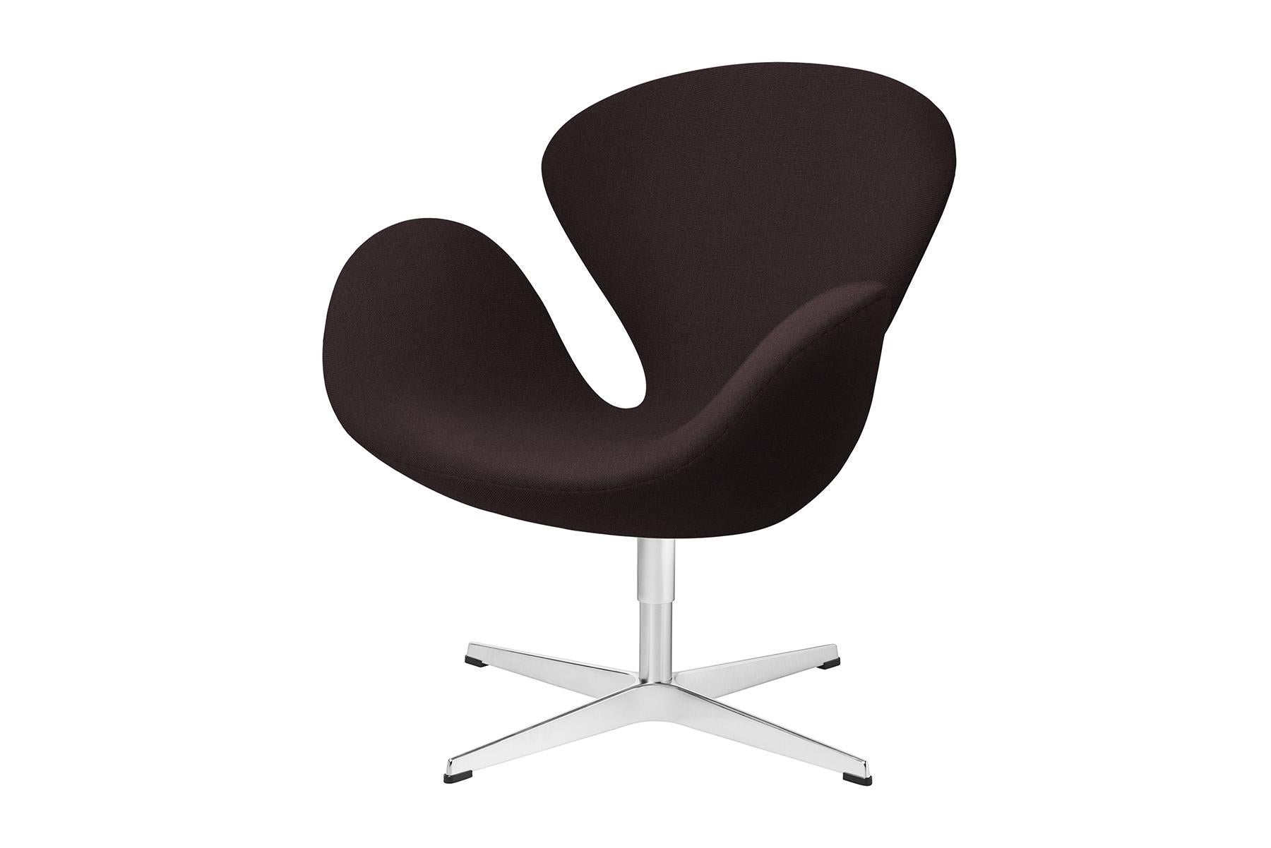 Contemporary Arne Jacobsen Model 3320 Swan Easy Chair Fabric For Sale