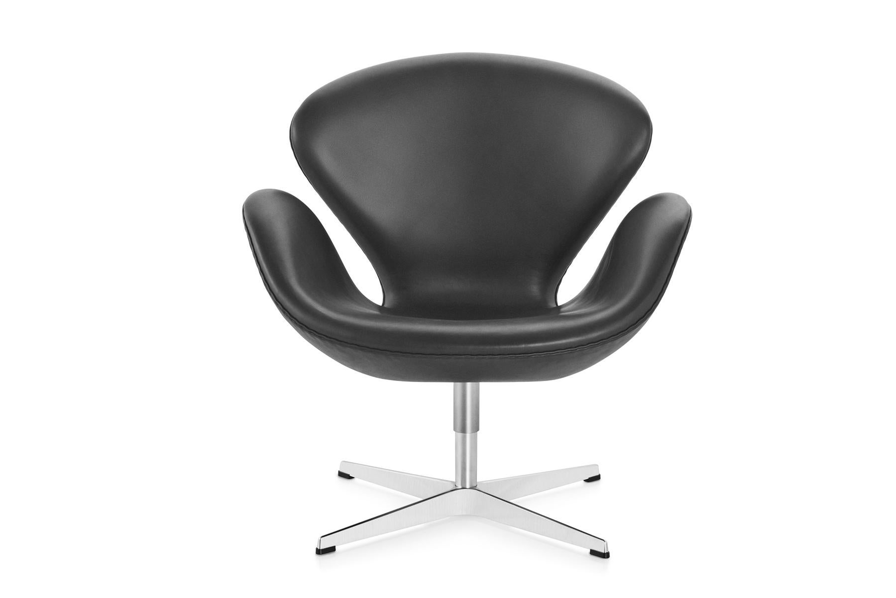 Mid-Century Modern Cuir de cygne Arne Jacobsen Modèle 3320 en vente