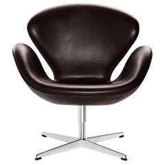 Arne Jacobsen Model 3320 Swan Leather