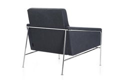 Arne Jacobsen Model Series 3300 Easy Chair Fabric