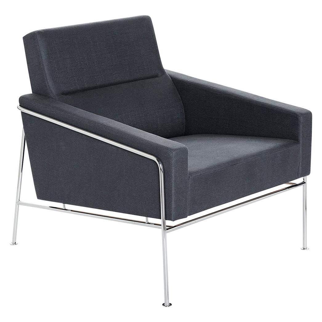 Arne Jacobsen Model Series 3300 Easy Chair Fabric