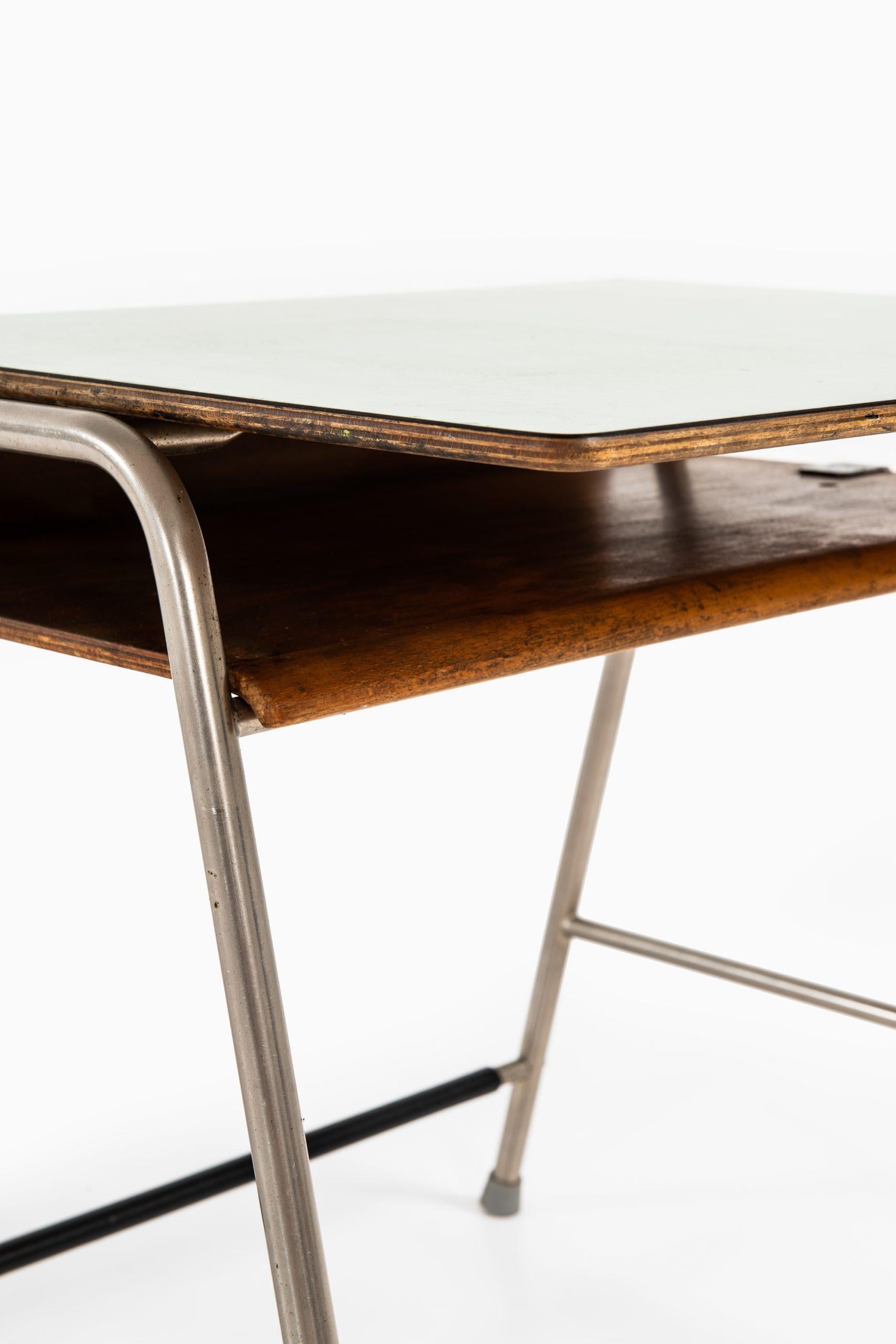 Scandinavian Modern Arne Jacobsen Munkegaard School Desk Produced by Fritz Hansen in Denmark For Sale