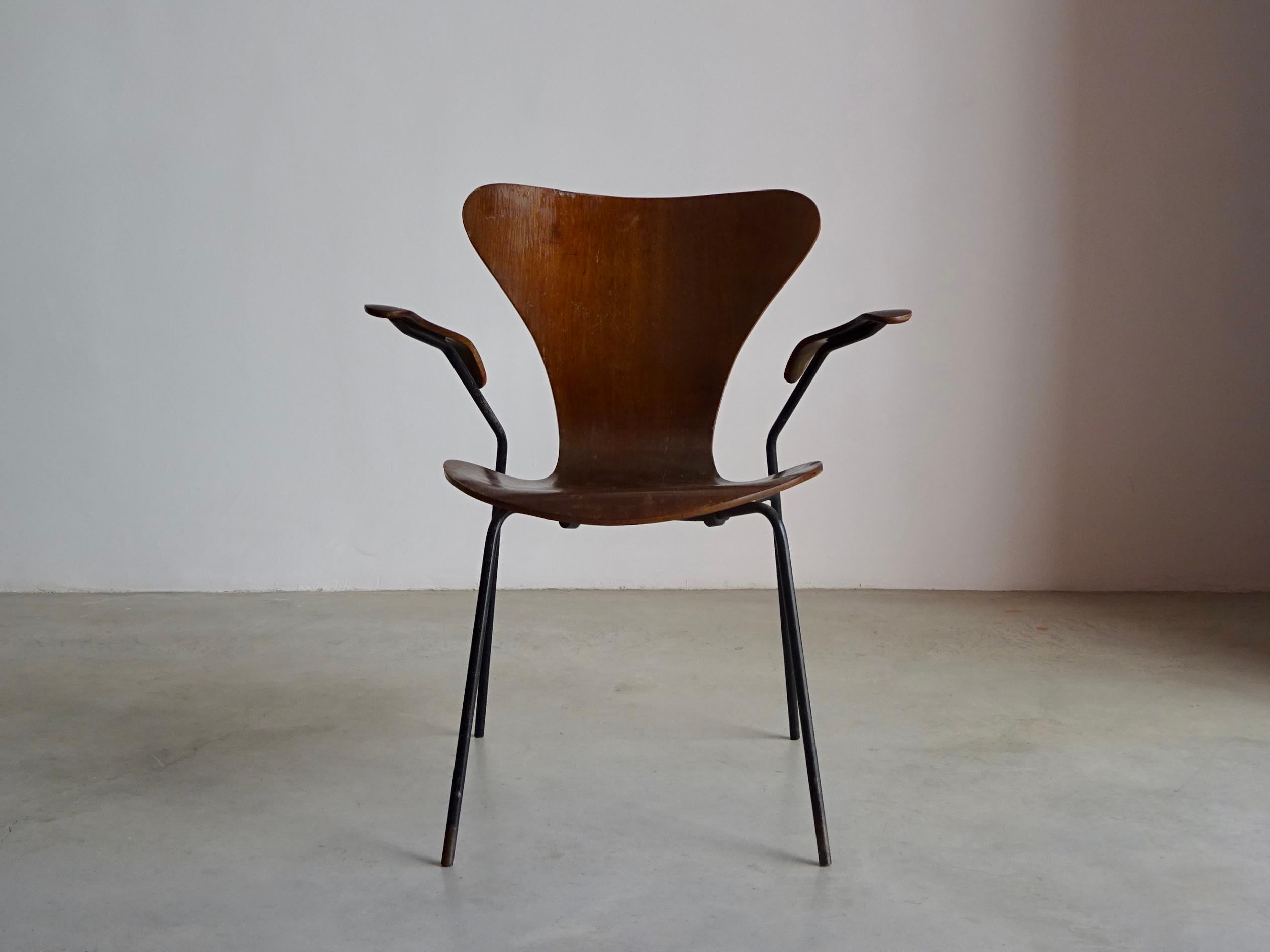 Arne Jacobsen nº3207 chair (seven series) for “Probjeto”, Brazil, 1960s.
