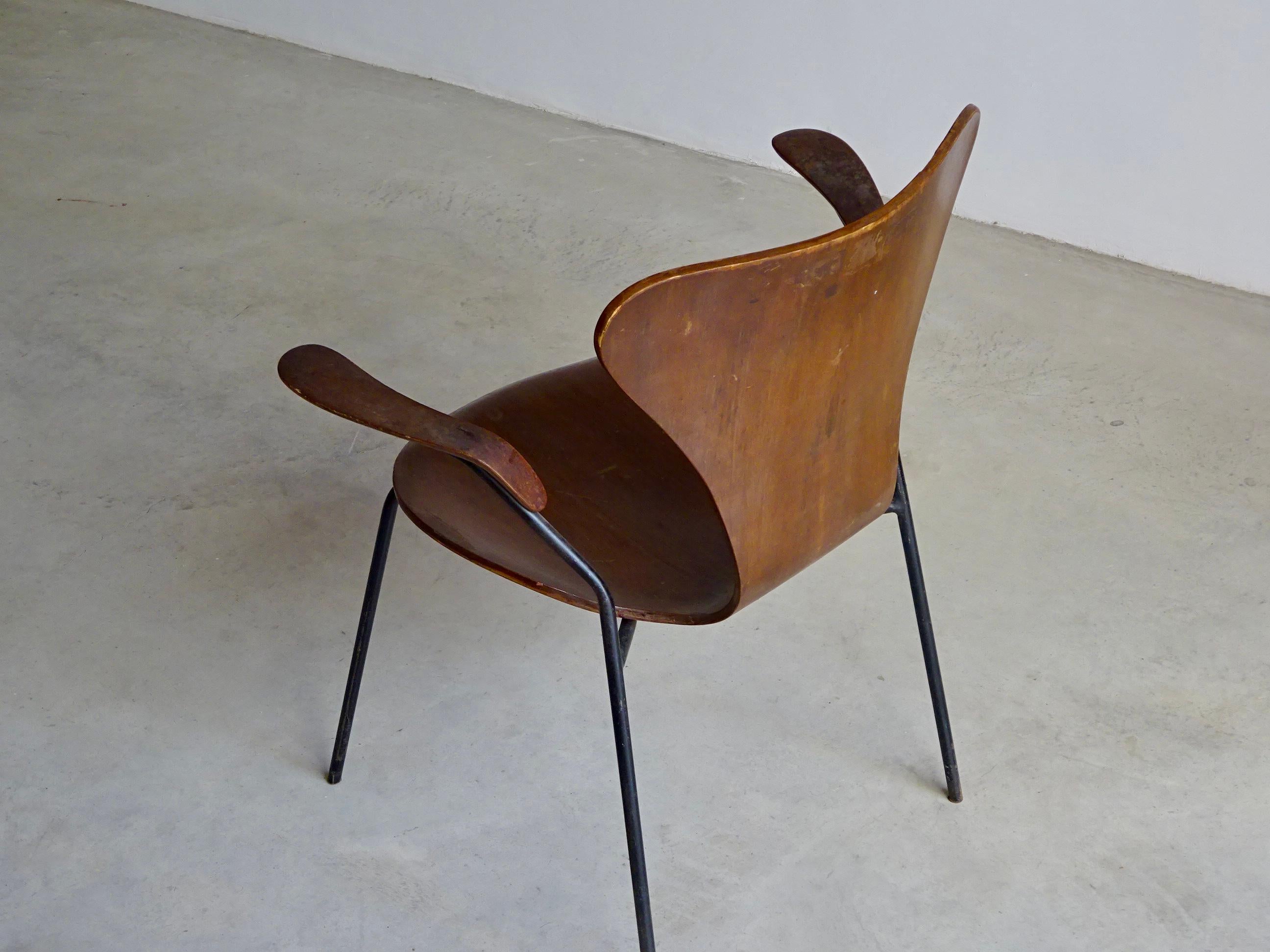 Arne Jacobsen nº3207 chair for “Probjeto”, Brazil, 1960s. For Sale 2