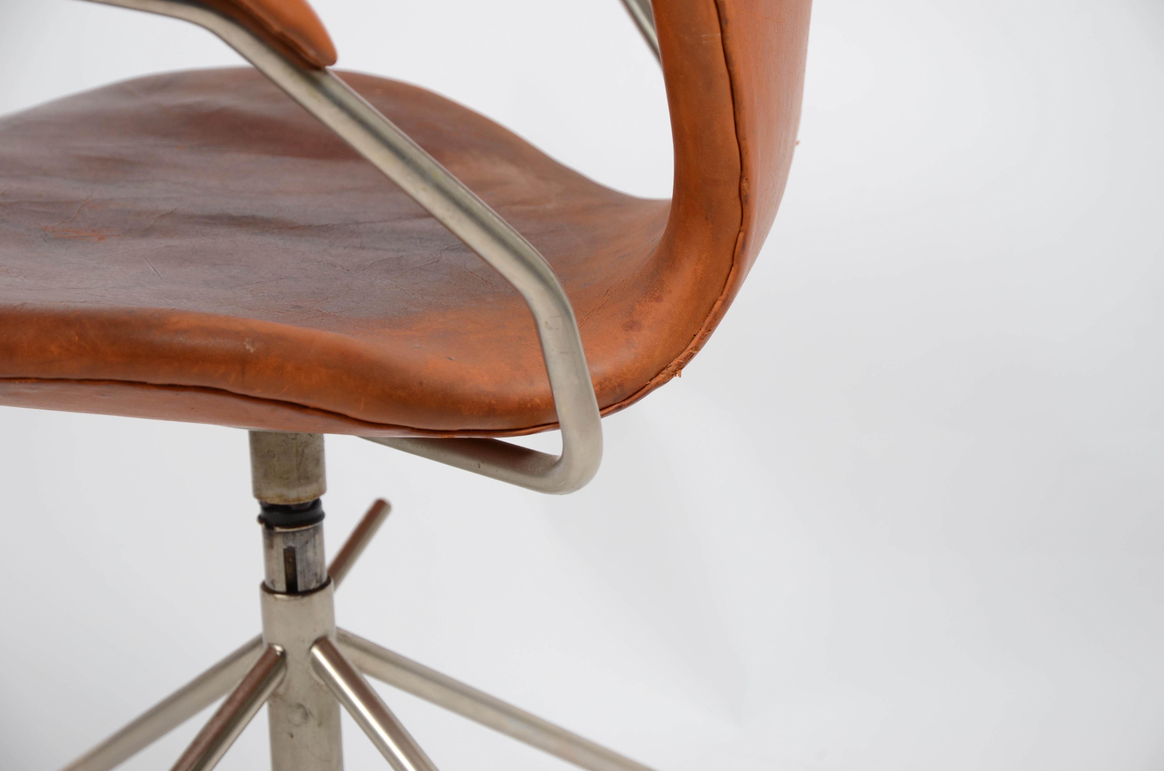 Arne Jacobsen, Office Chair, ´Sjuan/Seven´/ AJ 3217, Fritz Hansen, 1950s-1960s 3