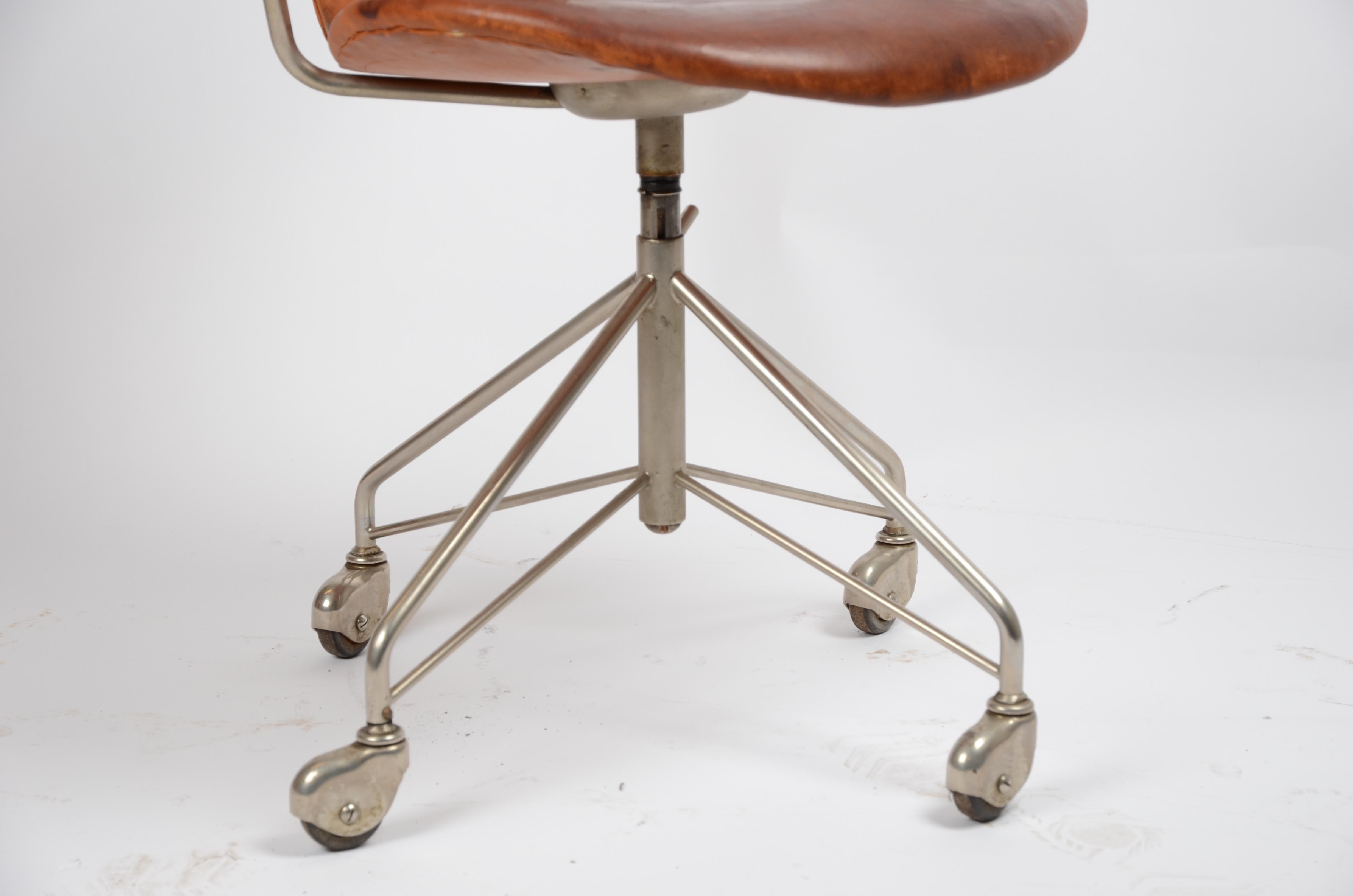 arne jacobsen 3217