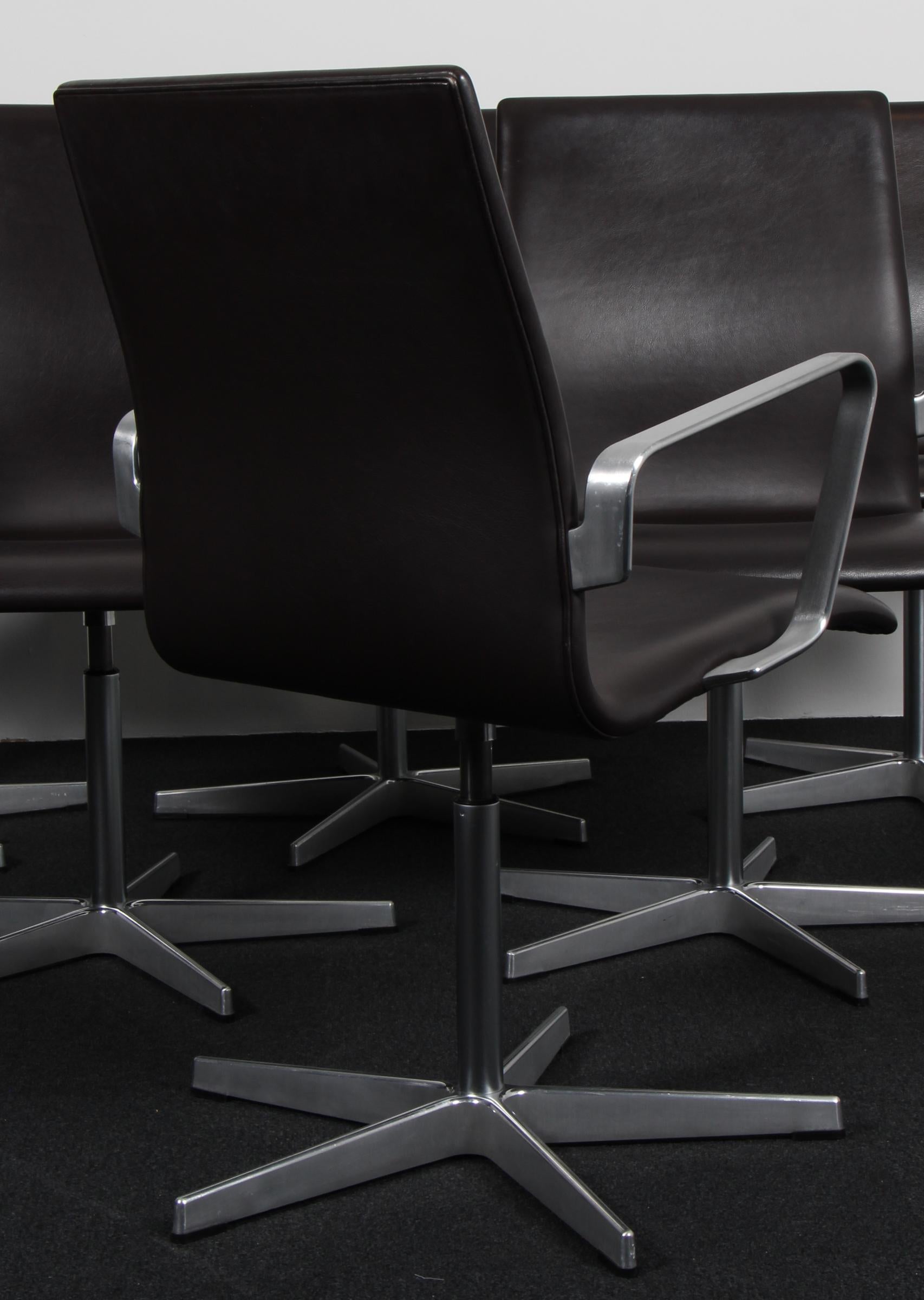 Poltrona Arne Jacobsen Oxford in vendita 1