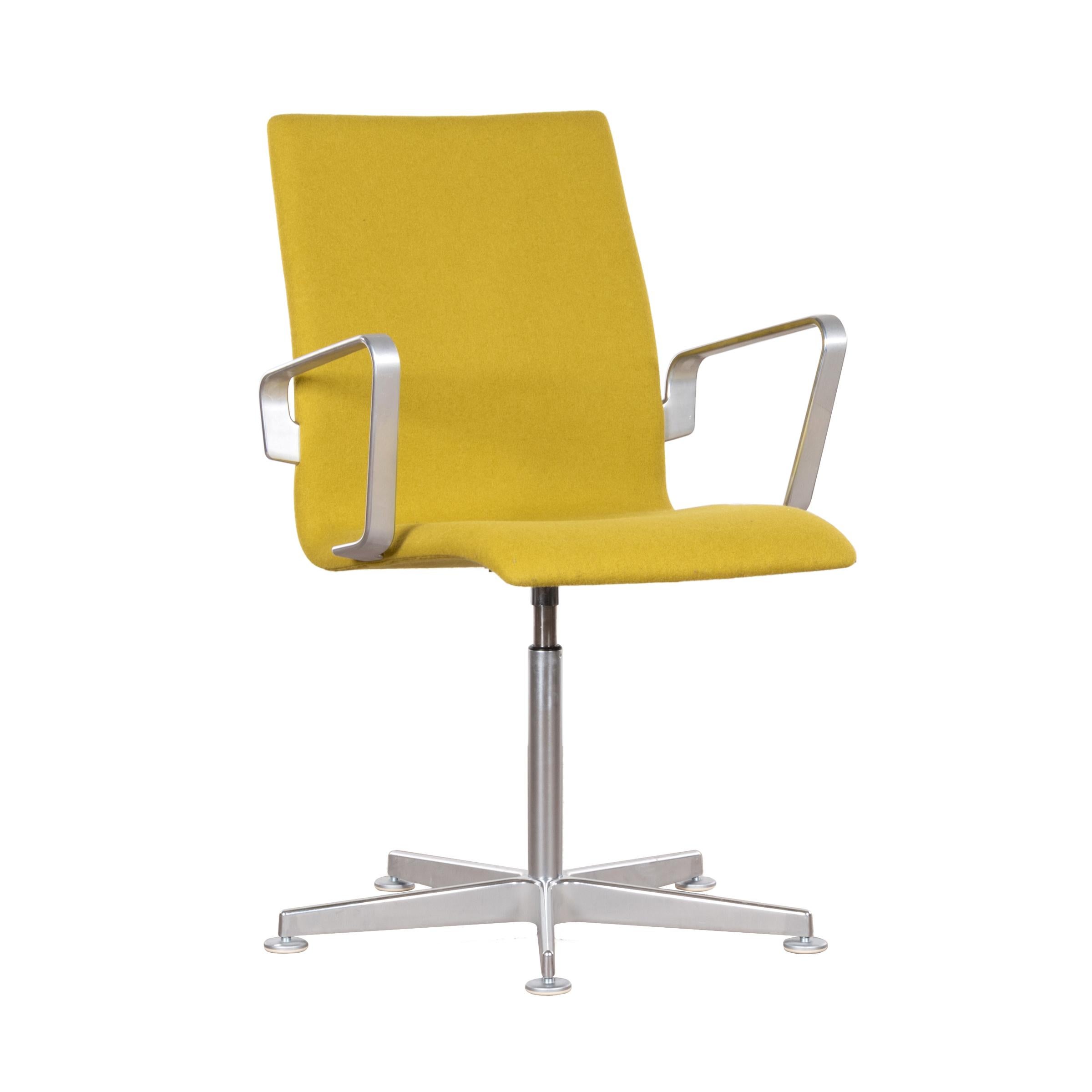 Arne Jacobsen Oxford Chair in Lime Green Wool for Fritz Hansen, Denmark