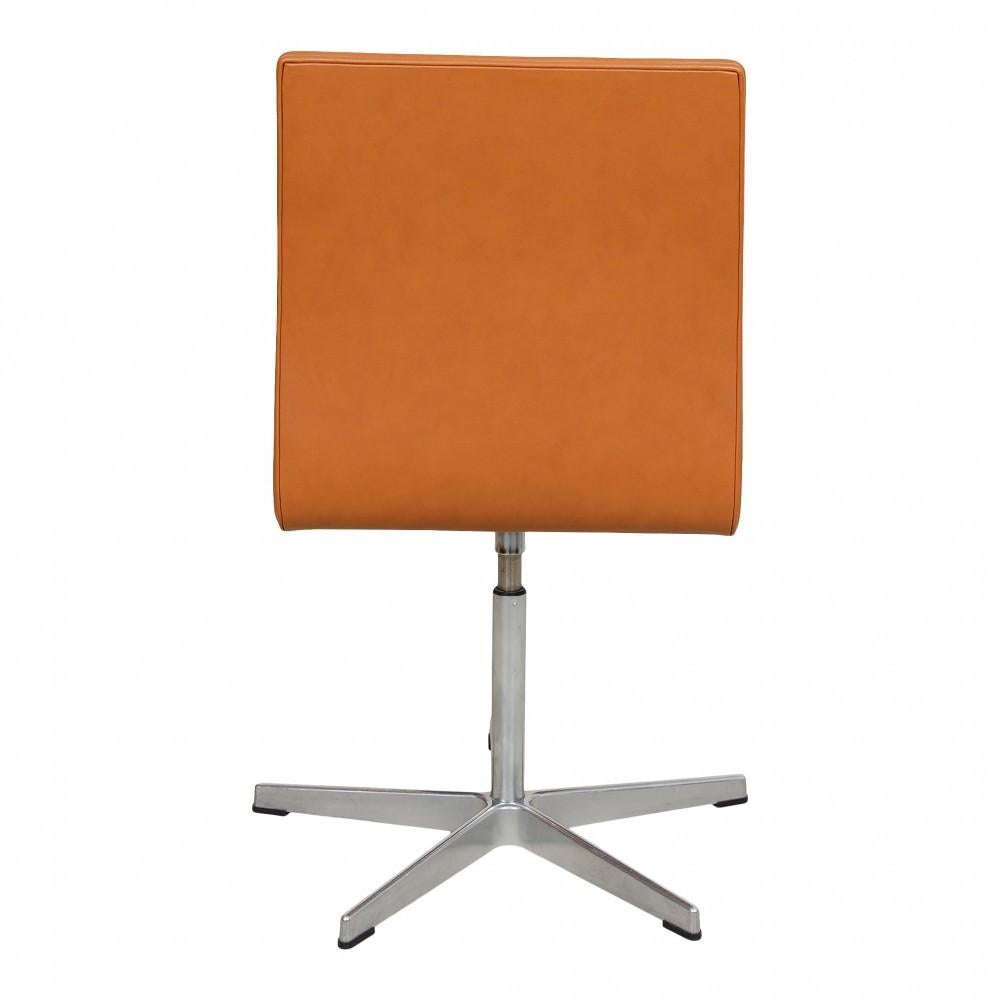 Danish Arne Jacobsen Oxford Chair Reupholstered with Cognac Classic Leather