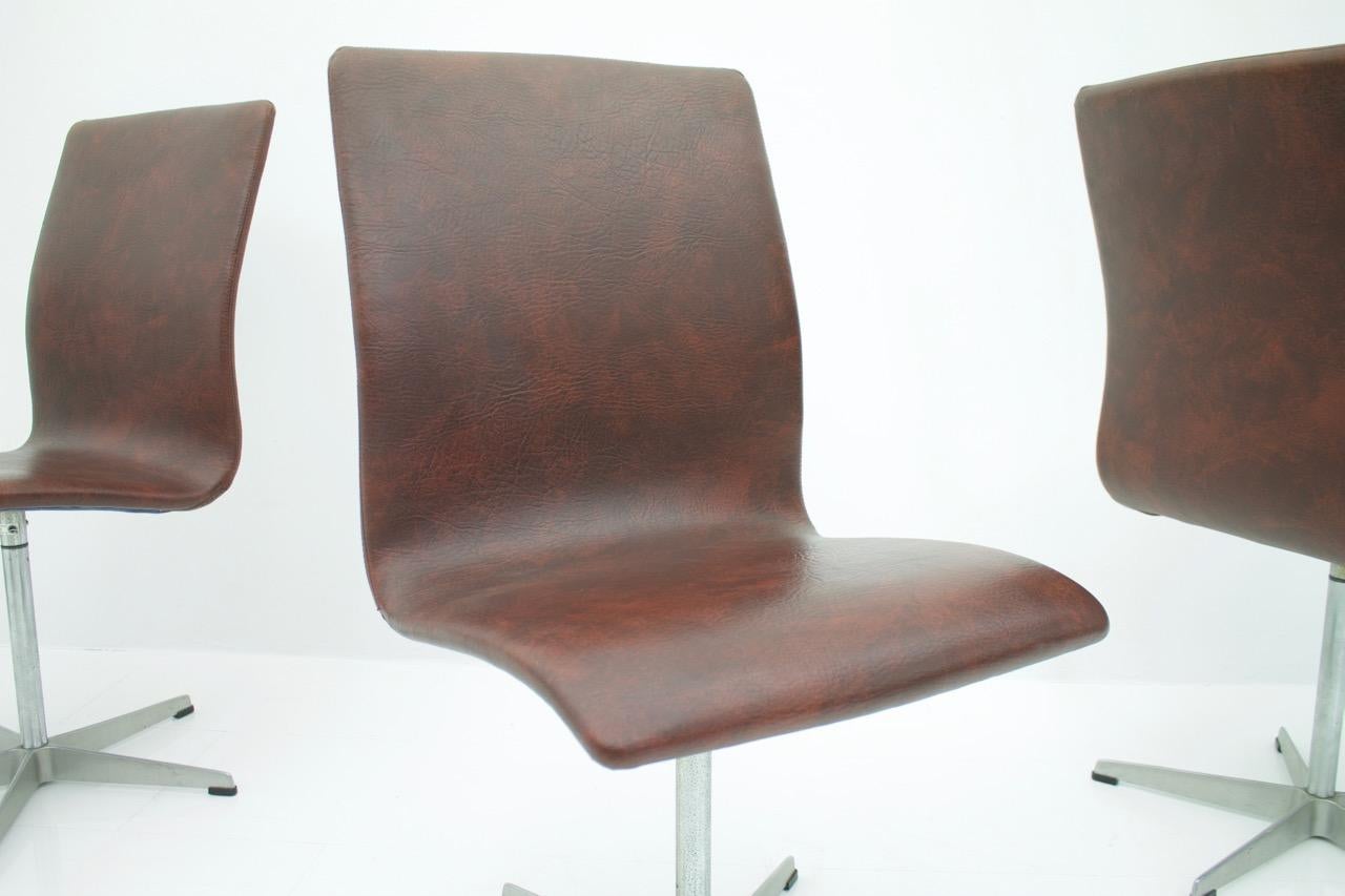 Arne Jacobsen Oxford Chairs by Fritz Hansen Denmark Set of Six 1970s In Good Condition For Sale In Frankfurt / Dreieich, DE