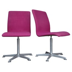 Arne Jacobsen Oxford E1107 Pink Upholstered Swivel Chair for Fritz Hansen