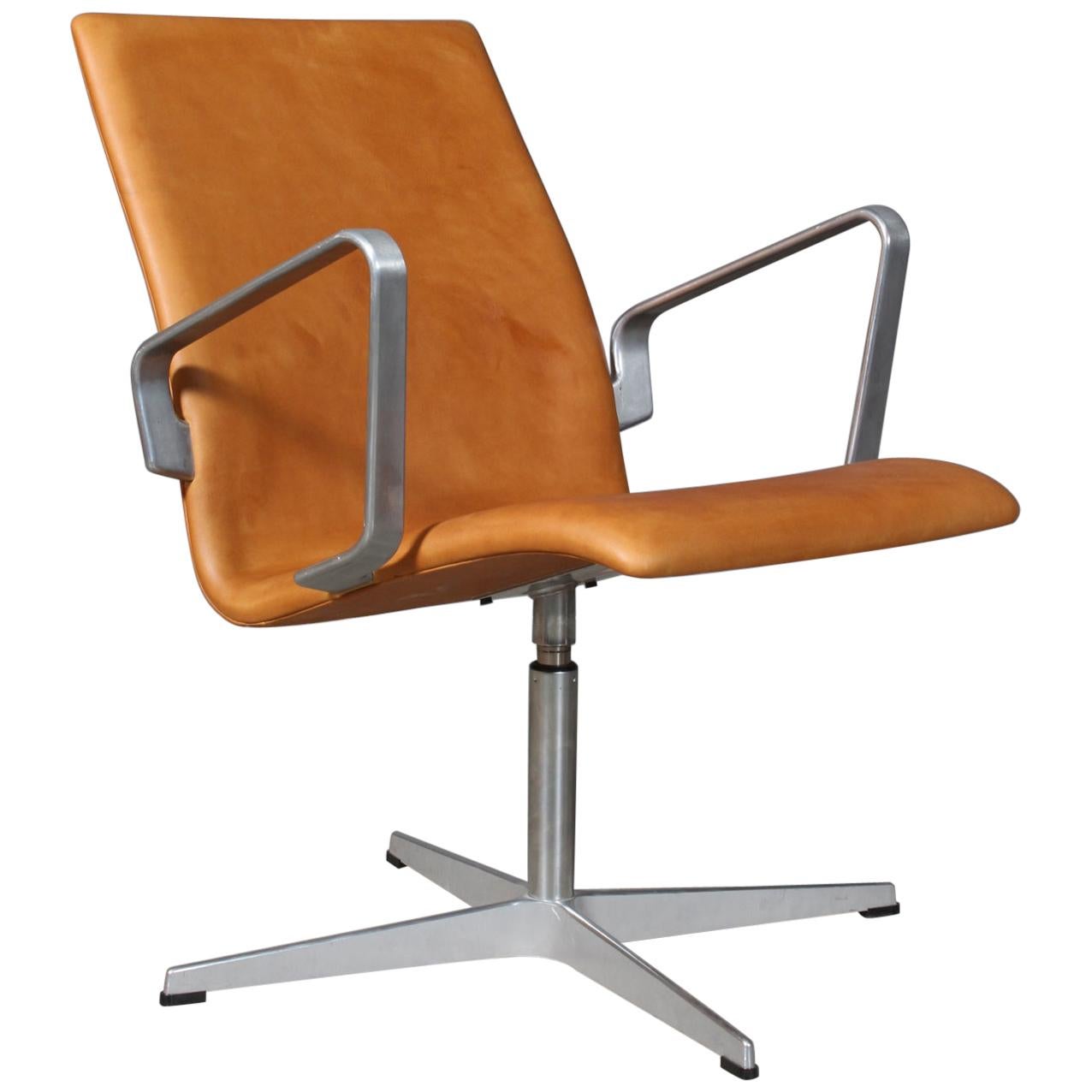 Arne Jacobsen Oxford Lounge Chair