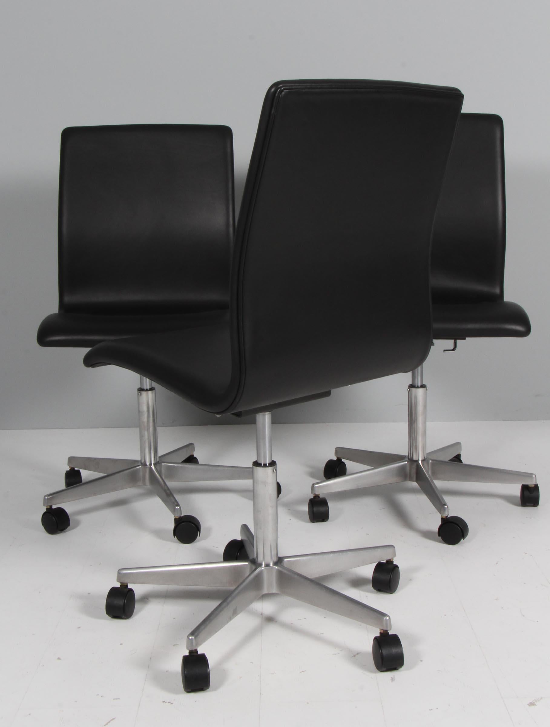 Leather Arne Jacobsen Oxford Office Chair For Sale
