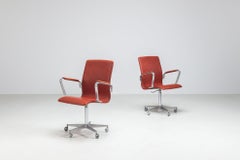 Sedie da ufficio Arne Jacobsen modello Oxford in pelle color cognac, Fritz Hansen, Danimarca, 1967