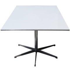 Table de salle à manger série six Arne Jacobsen pour Piet Hein 