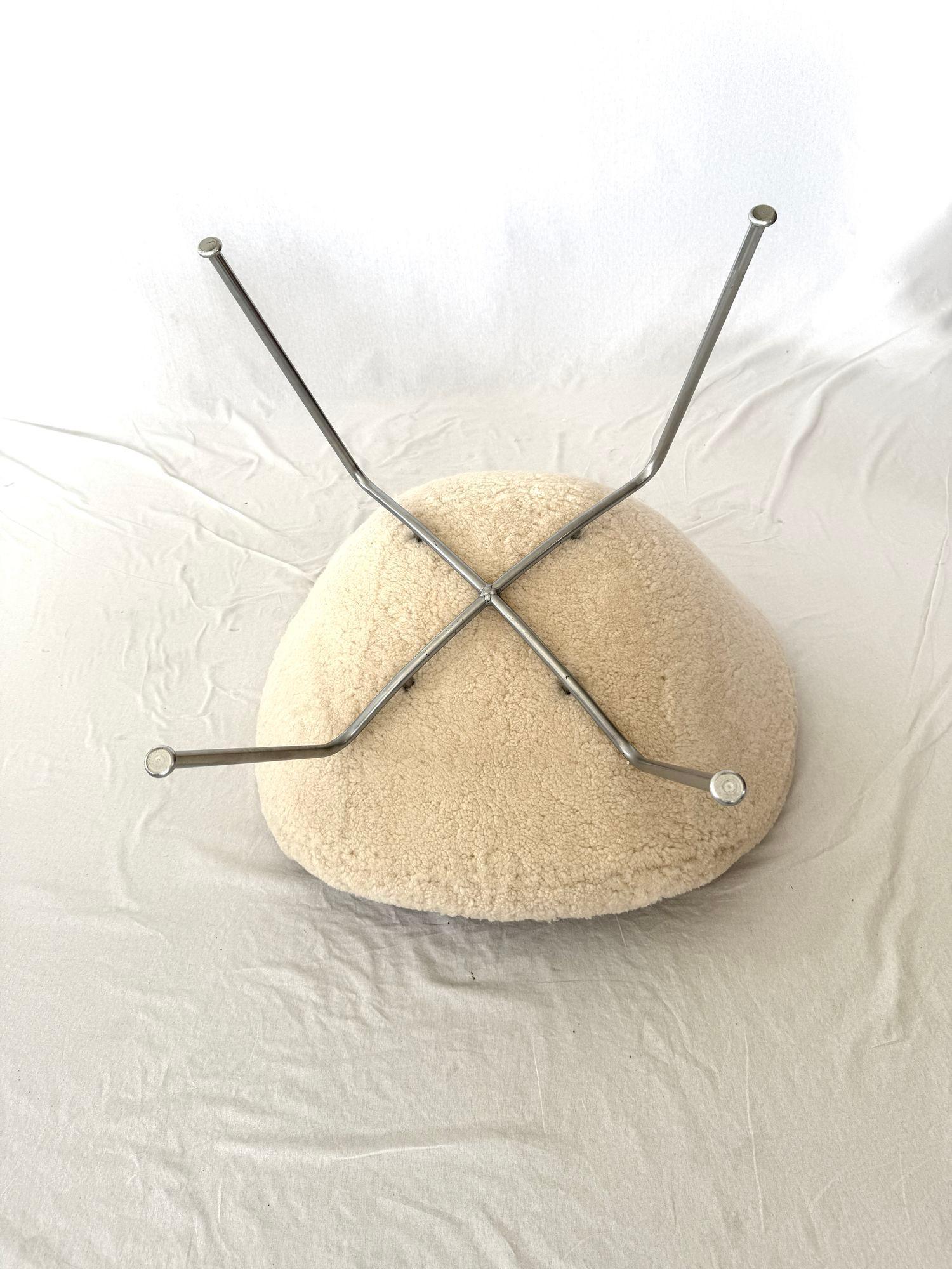 Mid-20th Century Arne Jacobsen Pot Chair Upholstered in Sheepskin / Shearling For Sale