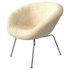 Silla Arne Jacobsen tapizada en piel de oveja / shearling