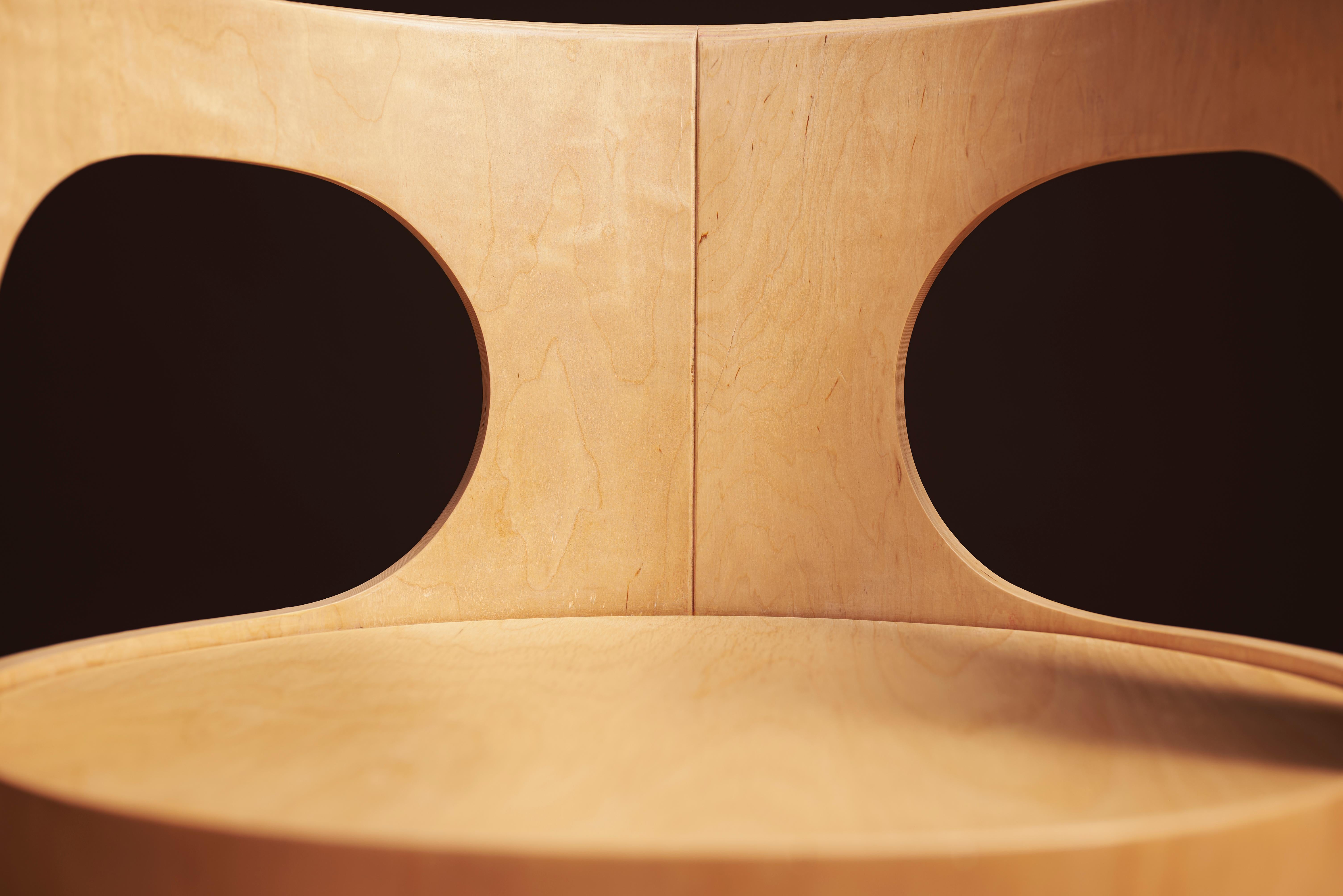 Mesa y silla Pre Pop de Arne Jacobsen, juego de 4 para Asko, Finlandia, 1969 Lacado en venta