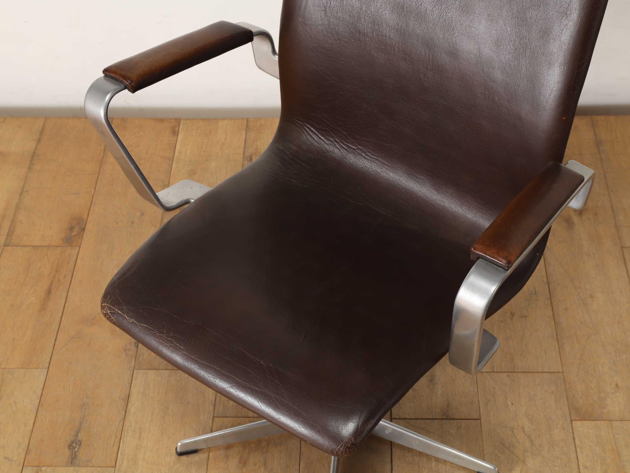 Sedia Qxford di Arne Jacobsen del 1960 in vendita 13